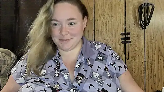 ladylynn13 online show from March 7, 2026, 3:50 pm