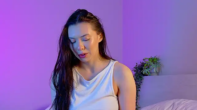 Snapshot of gwenonl1ne chatting on February 22, 2026, 3:02 pm gwenonl1ne online show from February 22, 2026, 3:02 pm