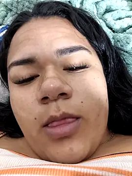 lumi bellx online show from March 1, 2026, 8:09 pm