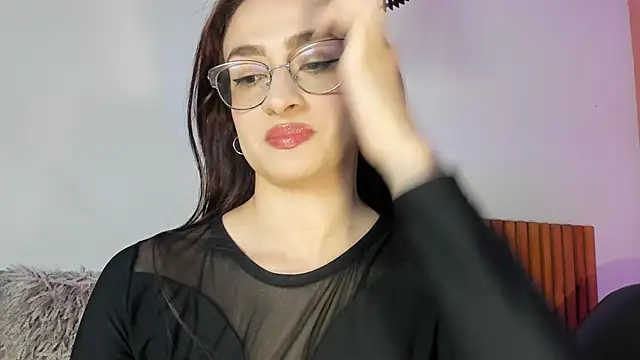 AndraCyruss online show from April 2, 2026, 12:12 pm