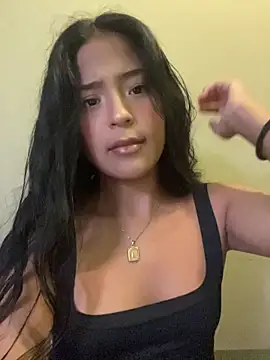 BabyFoxy online show from April 18, 2026, 12:02 am