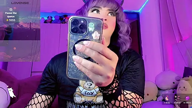 Snapshot of Danna_xz chatting on February 12, 2026, 7:35 pm Danna xz online show from February 12, 2026, 7:35 pm