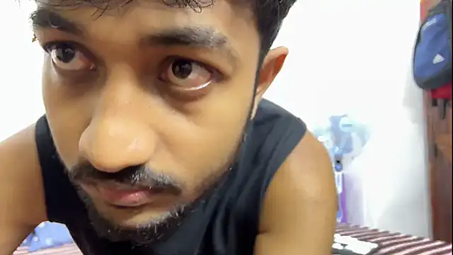 DesiDaddyandSon online show from June 18, 2026, 10:09 am