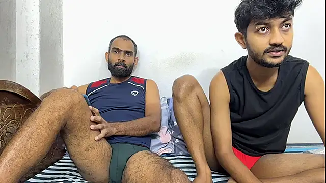 DesiDaddyandSon online show from June 19, 2026, 2:50 am