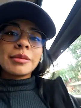 Zafira glow online show from April 8, 2026, 10:22 pm