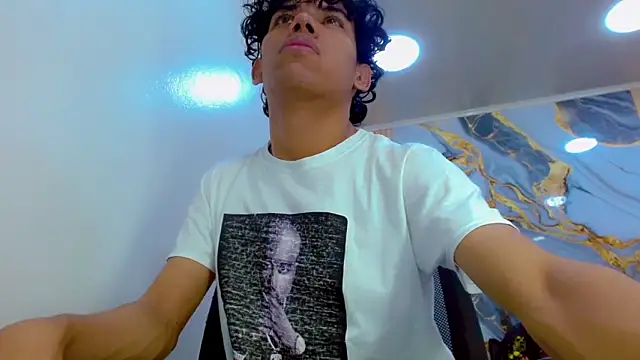 DaviidBuckx  online show from February 21, 2026, 2:24 am