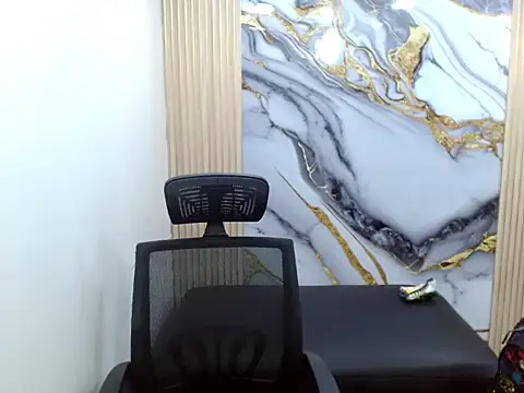 DaviidBuckx  online show from February 15, 2026, 2:34 am