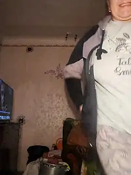 ViolaStar75 online show from February 28, 2026, 8:19 pm