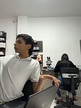 Snapshot of two_cam_latin chatting on February 28, 2026, 10:42 pm two cam latin online show from February 28, 2026, 10:42 pm