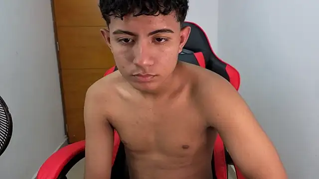 Snapshot of alluringangel22 chatting on February 10, 2026, 1:48 am alluringangel22 online show from February 10, 2026, 1:48 am