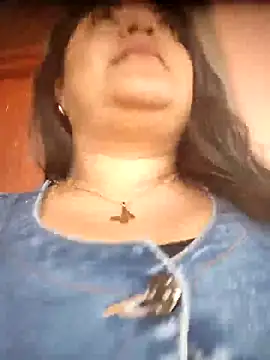 tania queen online show from February 21, 2026, 9:39 pm