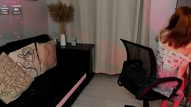 Snapshot of Asuka_miu chatting on March 3, 2026, 9:22 pm Asuka miu online show from March 3, 2026, 9:22 pm