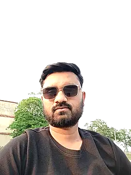 loyalboy 0052 online show from May 11, 2026, 11:44 am