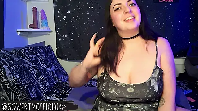  sqwerty  online show from May 1, 2026, 5:12 am