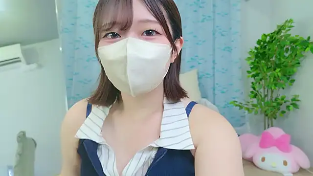 Saki chanF online show from June 28, 2026, 6:52 am