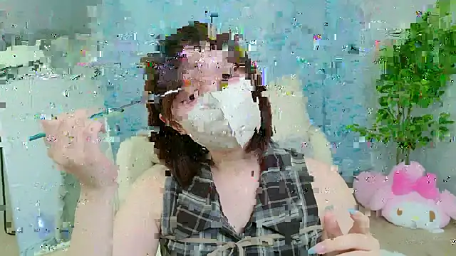 Saki chanF online show from July 3, 2026, 8:43 am