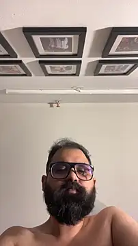 beerboy2222 online show from April 19, 2026, 4:08 pm