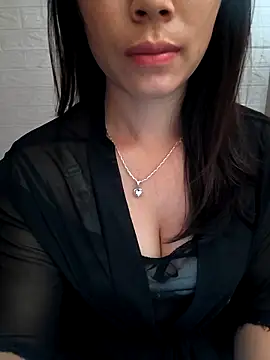 Minak-xika online show from February 16, 2026, 3:49 am