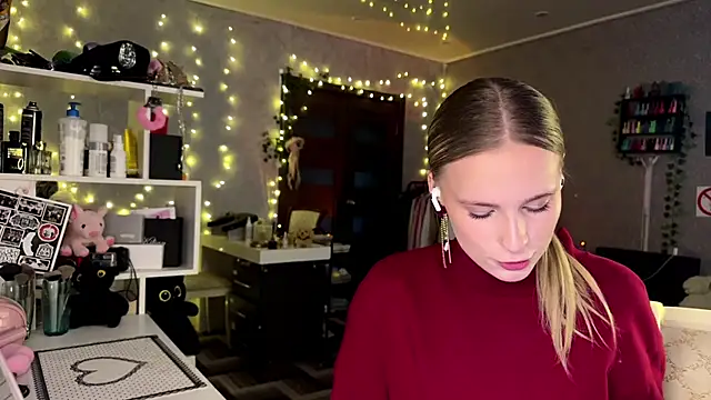 amily sunray online show from March 21, 2026, 2:43 pm