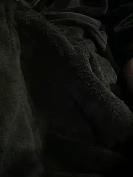 Snapshot of l0ngNHard chatting on March 15, 2026, 3:13 am l0ngNHard online show from March 15, 2026, 3:13 am