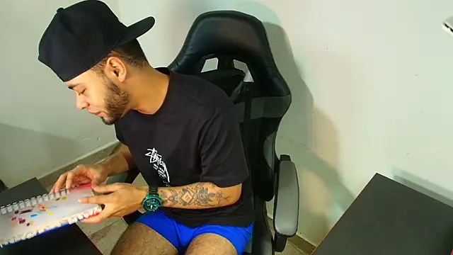 Xanderstone00 online show from February 24, 2026, 5:03 pm