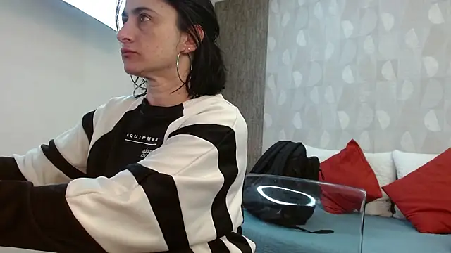 lincebdsm online show from November 19, 2025, 8:20 pm