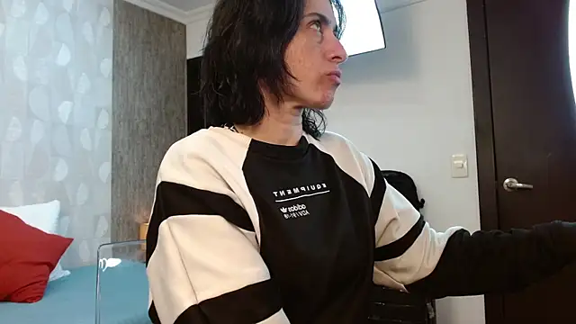 lincebdsm online show from November 21, 2025, 8:08 pm