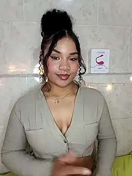 Snapshot of BrianaSweetxxx chatting on February 17, 2026, 2:20 am BrianaSweetxxx online show from February 17, 2026, 2:20 am