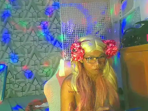 Snapshot of shopiaxox1 chatting on February 18, 2026, 1:07 pm shopiaxox1 online show from February 18, 2026, 1:07 pm