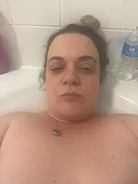 Piper Milf 36 online show from February 18, 2026, 7:54 pm