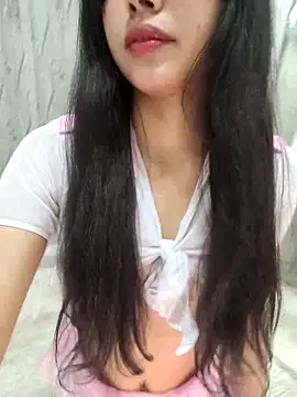 Snapshot of jadelaurent chatting on February 13, 2026, 3:06 am jadelaurent online show from February 13, 2026, 3:06 am