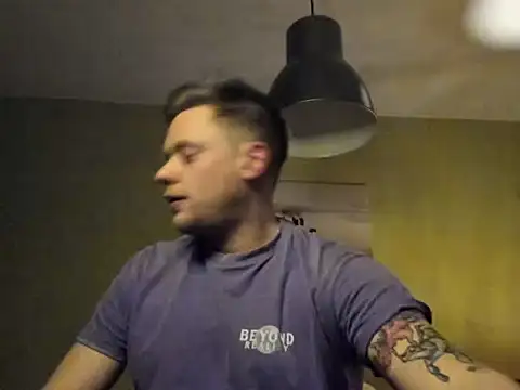 Snapshot of maya_tom2002 chatting on February 22, 2026, 2:36 am maya tom2002 online show from February 22, 2026, 2:36 am