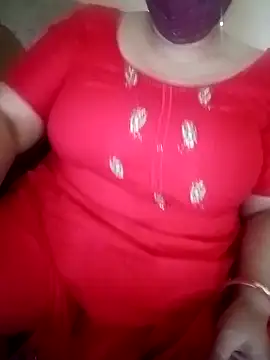 Snapshot of Simran_008 chatting on February 15, 2026, 8:46 am Simran 008 online show from February 15, 2026, 8:46 am