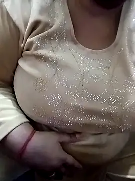 Snapshot of Simran_008 chatting on February 21, 2026, 2:08 pm Simran 008 online show from February 21, 2026, 2:08 pm