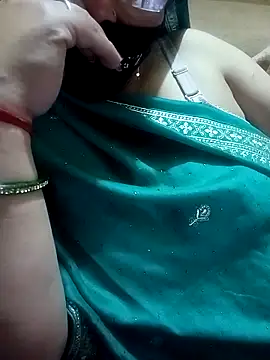 Snapshot of Simran_008 chatting on February 28, 2026, 4:39 pm Simran 008 online show from February 28, 2026, 4:39 pm