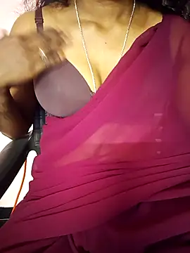 manu sexy  online show from February 17, 2026, 11:29 am