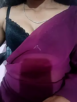 manu sexy  online show from March 7, 2026, 9:53 pm