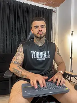 Benjii Carter1 online show from March 7, 2026, 3:35 am