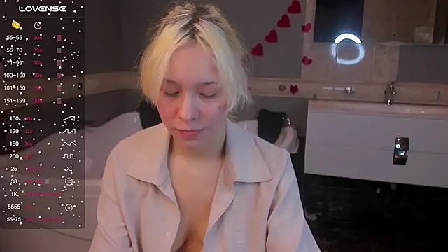 EmilyTrase online show from March 6, 2026, 1:22 am