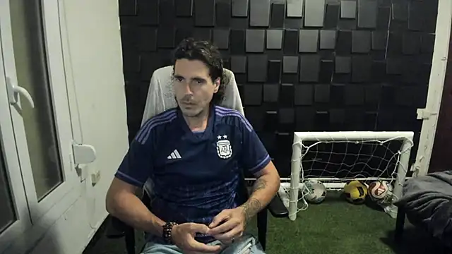 joaquin420 hot online show from June 28, 2026, 6:14 pm