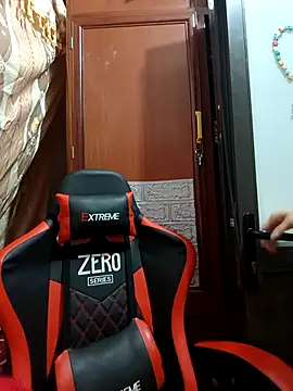 Aly live online show from February 22, 2026, 11:39 pm