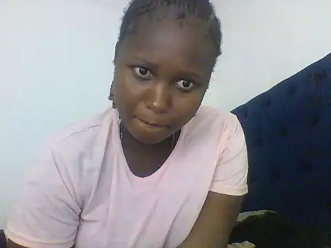 shyNia online show from February 15, 2026, 10:03 am