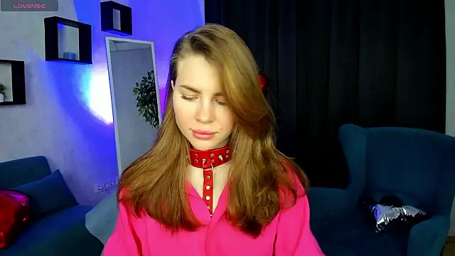 Snapshot of little__isabel chatting on February 19, 2026, 1:35 am little isabel online show from February 19, 2026, 1:35 am