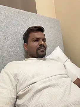 Snapshot of bhagihero chatting on February 13, 2026, 6:24 am bhagihero online show from February 13, 2026, 6:24 am