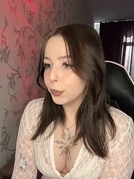 honey1peach online show from February 12, 2026, 11:32 am