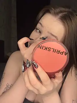 honey1peach online show from February 22, 2026, 2:08 pm