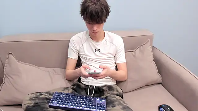 Ur NextDoor Boy online show from February 26, 2026, 5:18 am