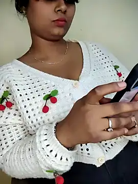 Snapshot of Marathi_khushi1 chatting on February 11, 2026, 6:35 am Marathi khushi1 online show from February 11, 2026, 6:35 am