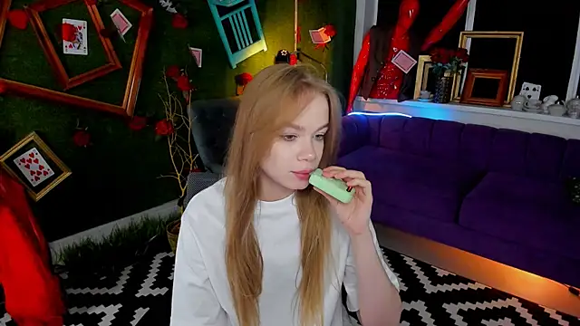 Snapshot of AmyNox chatting on June 24, 2026, 9:19 am AmyNox online show from June 24, 2026, 9:19 am