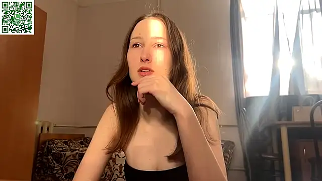 VickieKush online show from May 9, 2026, 3:04 pm